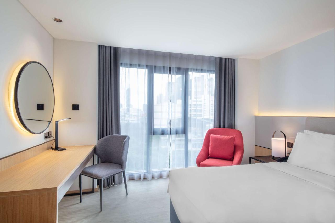 Best Western Click Sathorn 11 Bangkok Buitenkant foto