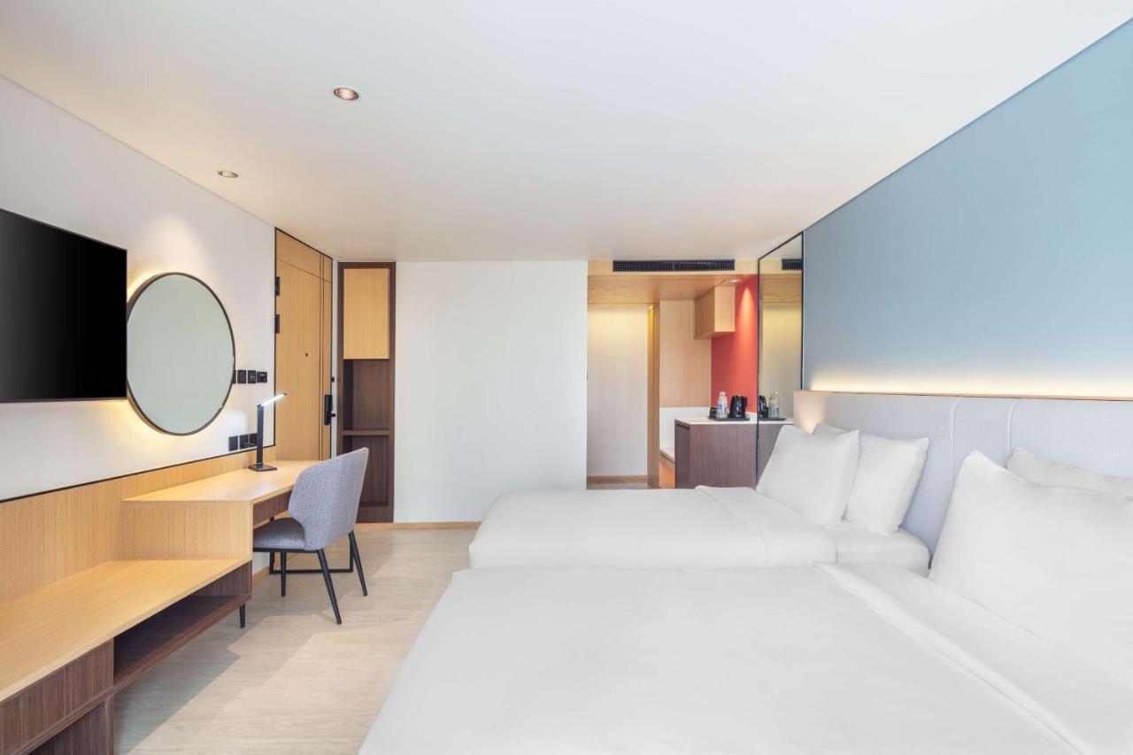 Best Western Click Sathorn 11 Bangkok Buitenkant foto